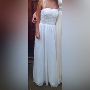 BEAUTIFUL long white dress with floral bodice
